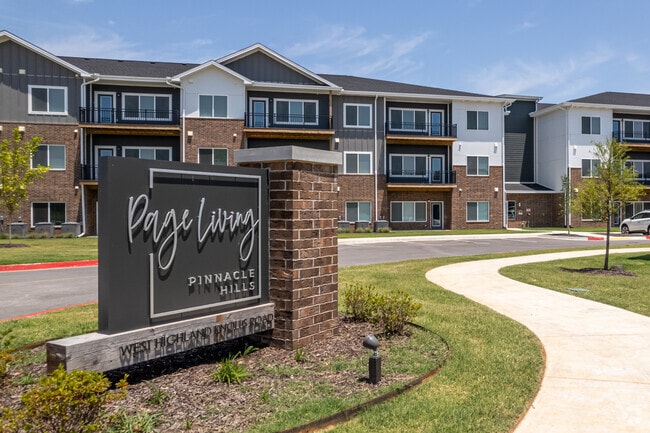 Foto del edificio - Page Living at Pinnacle Hills
