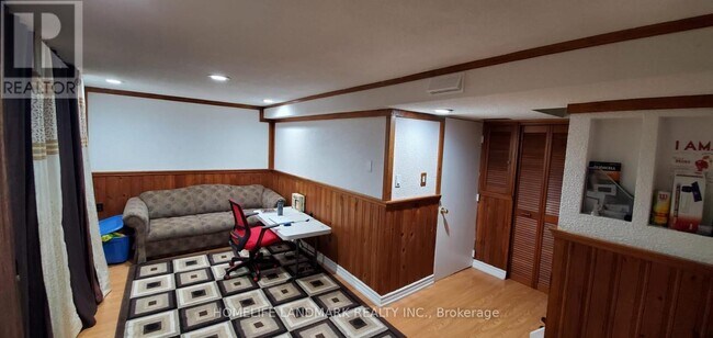 Building Photo - 371 Orton Park Rd