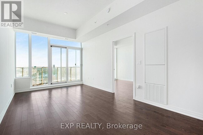 Photo du bâtiment - 805 Carling Ave