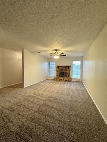 Foto del edificio - 5029 Buttonwood Ln
