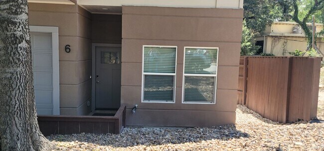 Foto del edificio - 1002 Morningside Dr