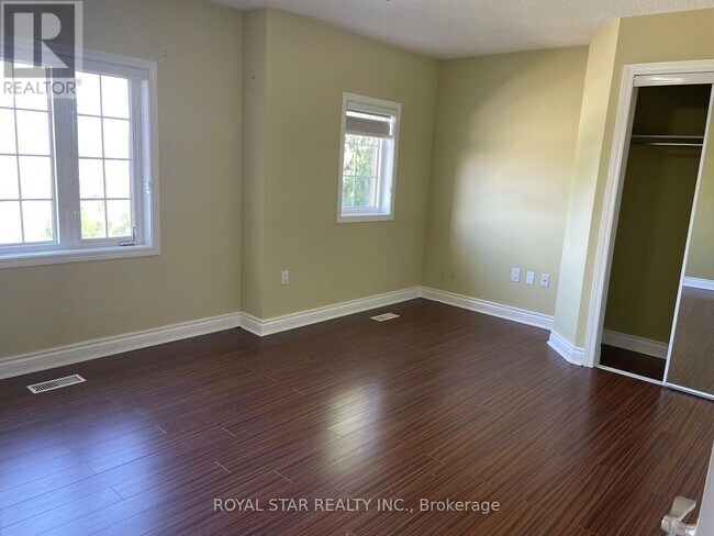 Building Photo - 118 Tiller Trail