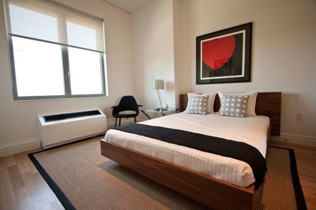 Foto del edificio - 230-551 W 54th St