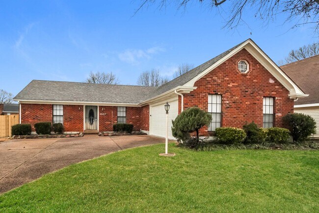 Building Photo - 4627 Benoit Dr
