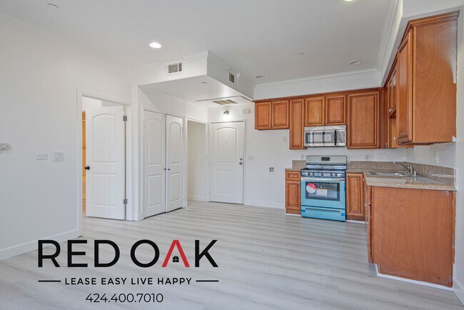 Foto del edificio - 8747 Sepulveda Blvd