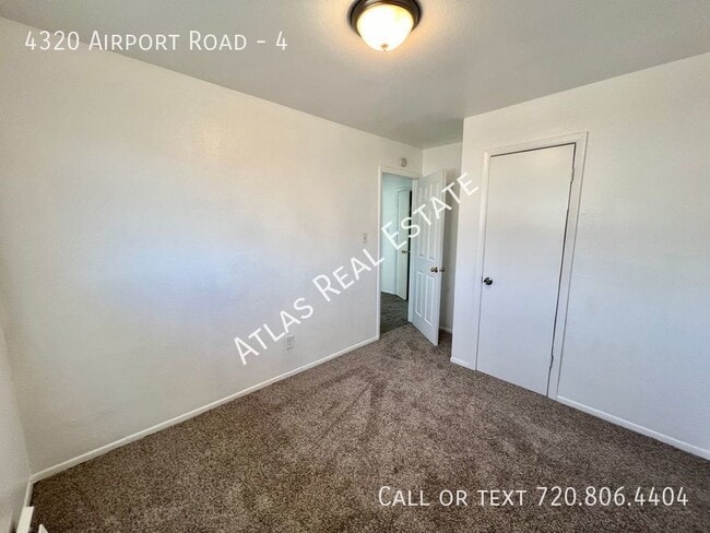 Building Photo - *MARCH RENT FREE* NEWLY UPDATED 3 BEDROOM ...