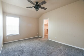 Building Photo - 5410 Linden Grove Ct
