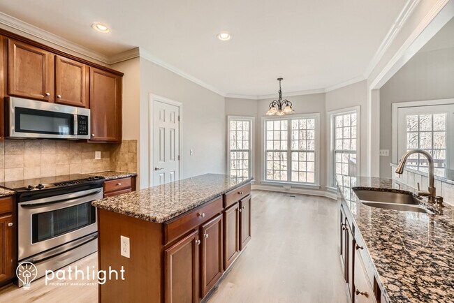 Building Photo - 12010 Shasta View Way, Matthews, NC, 28105