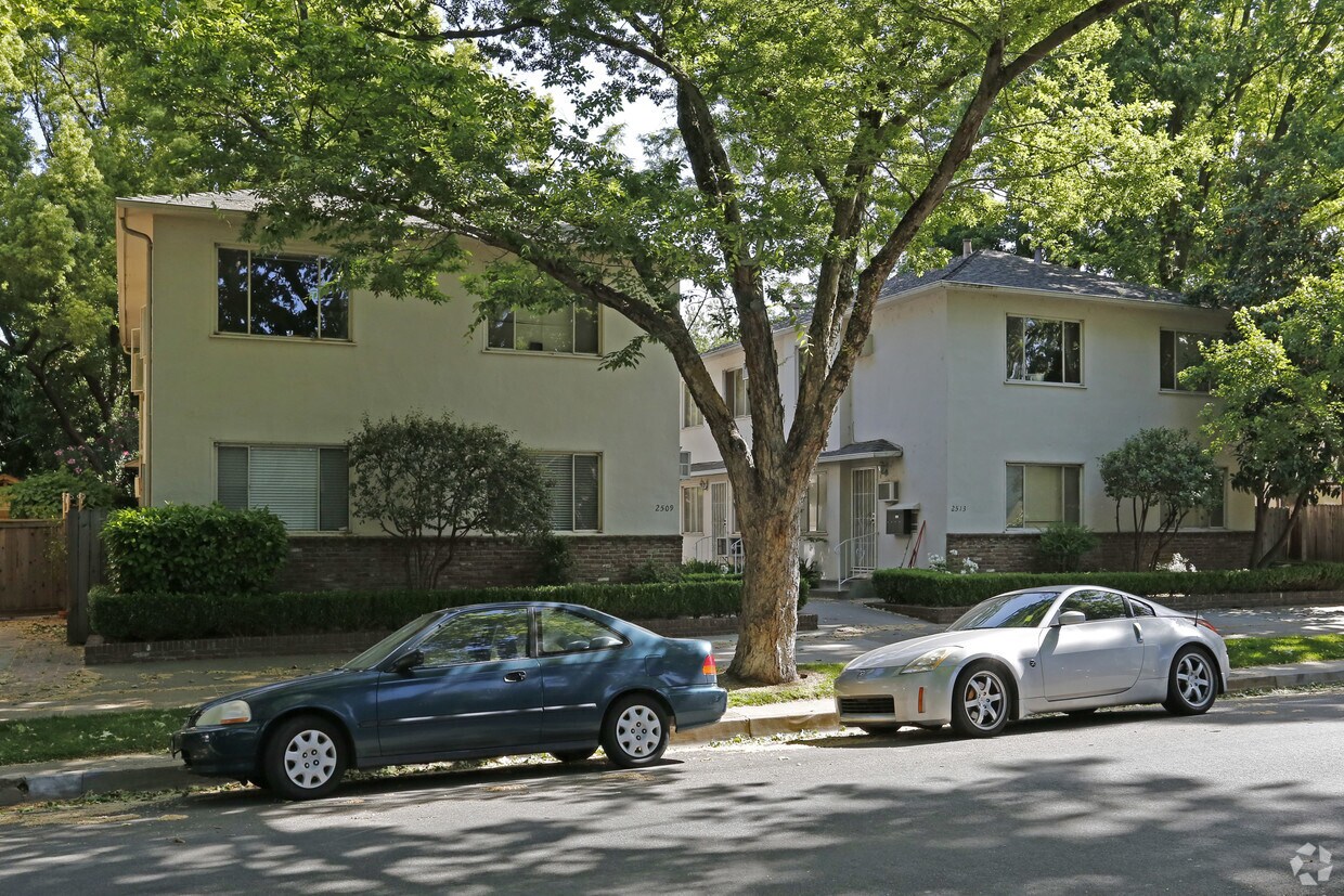 Building Photo - 2509-2513 C St