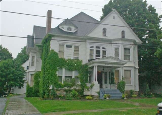 Foto del edificio - 106 S William St