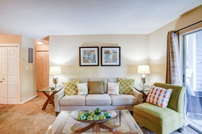 Sala de estar - Highland Oaks Apartments
