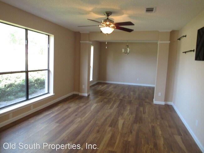 Building Photo - 4 br, 2.5 bath House - 6911 Kitty Hawk Drive