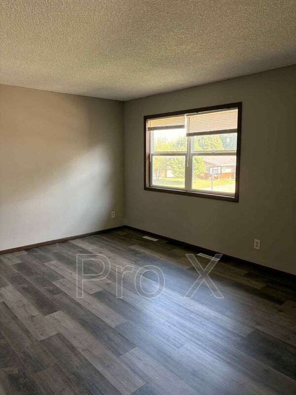 Building Photo - 2226 S Arizona Ave