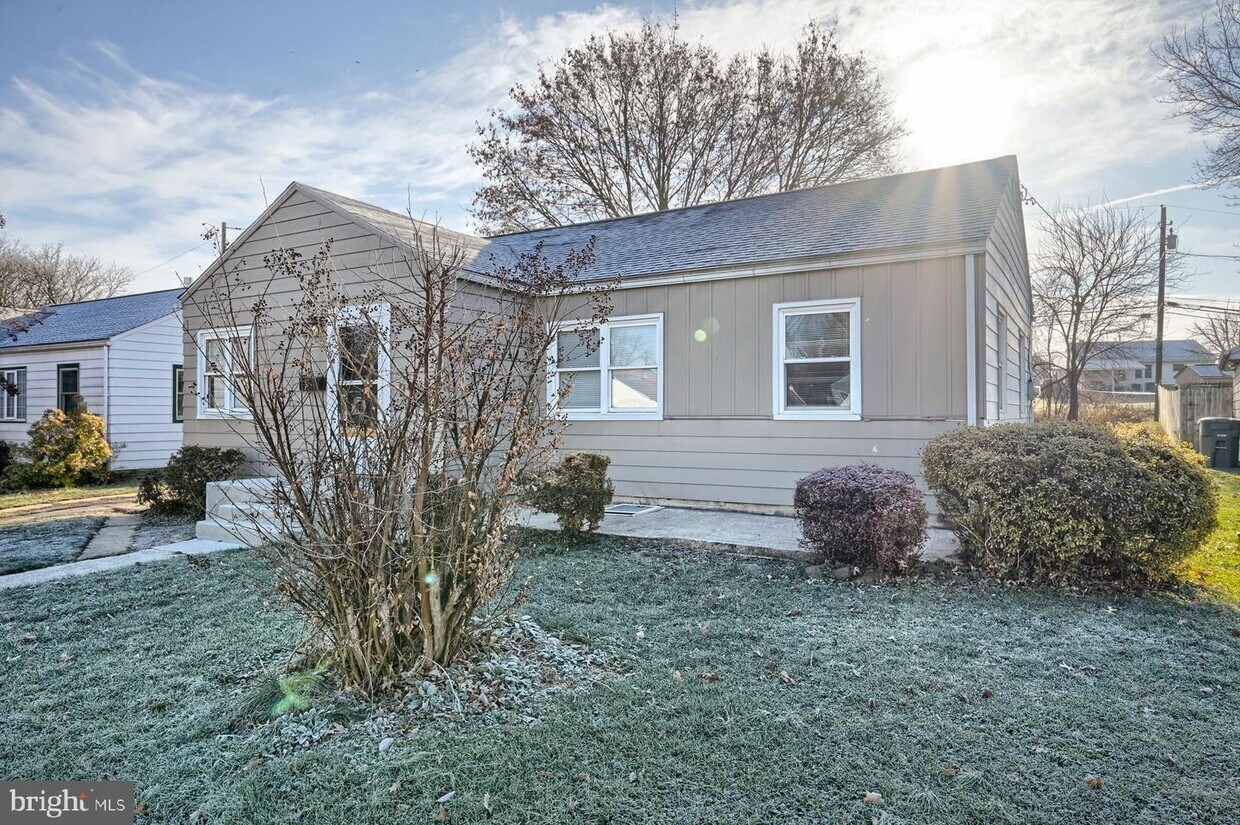Primary Photo - 407 Norman Rd