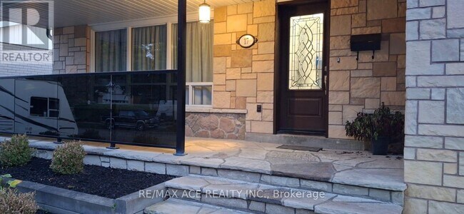 Building Photo - 17 Janellan Terrace