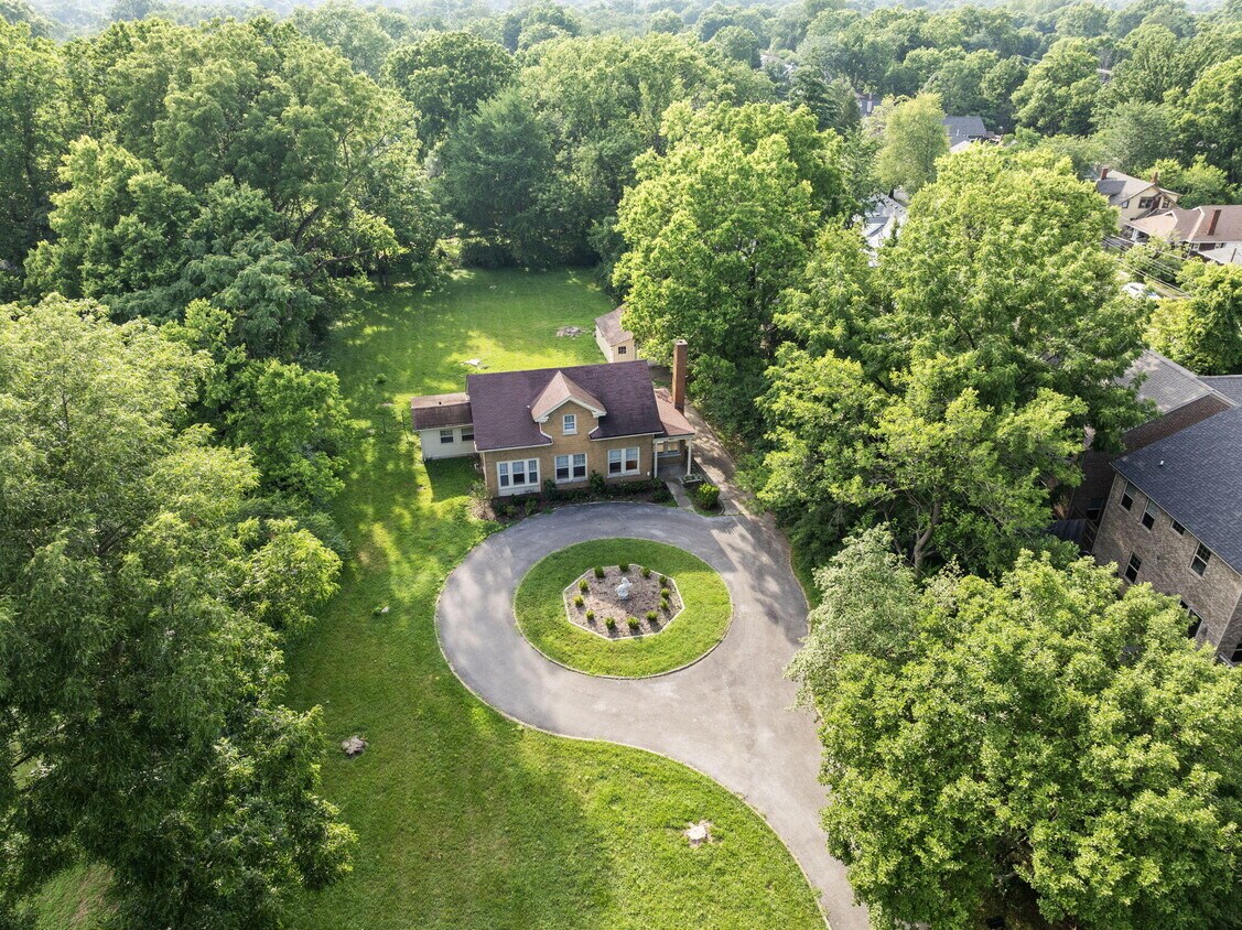 Foto principal - 1851 Nicholasville Rd
