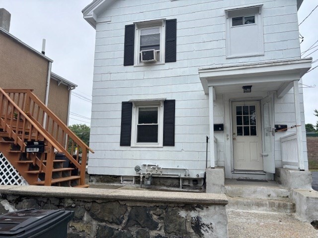 Primary Photo - 5 Border St