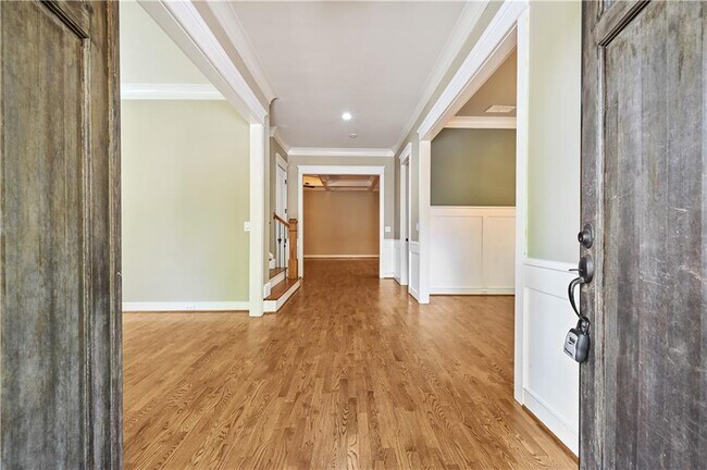 Building Photo - 4522 Gateway Ct