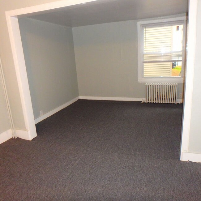 Building Photo - 45 Lowell Street - 9