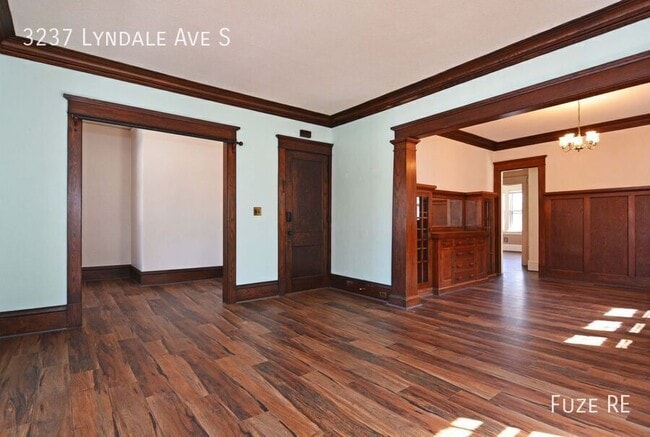 Building Photo - 3237 Lyndale Ave S