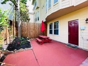 Building Photo - 4110 Woodhead St