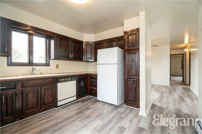 Foto del edificio - 25 Springer Ave