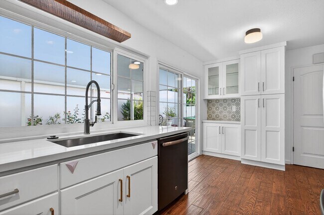 Foto del edificio - Sought After Mesa Verde Home