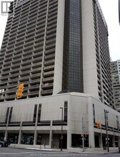 Building Photo - 150 PARK 2116 Park