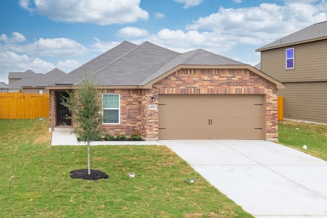 Building Photo - Like New Home!!!!