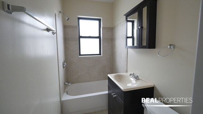 Foto del edificio - 2844 N Orchard St