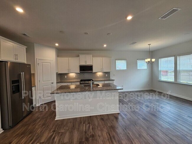 Photo - 14036 Penbury Ln House