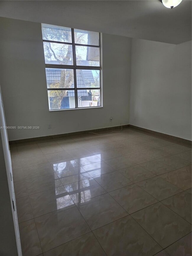 Foto del edificio - 8007 W 6th Ave