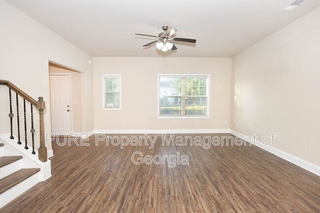 Building Photo - 195 Orchard Dr