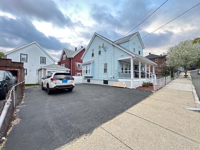 Building Photo - 36 Wolcott St