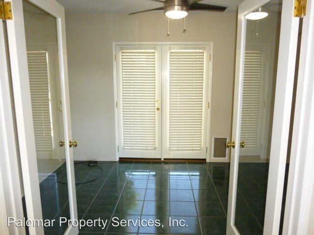 Foto del edificio - 2 br, 1.5 bath House - 329 E. 7th Ave
