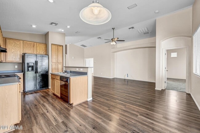 Building Photo - 15276 W Windward Ave