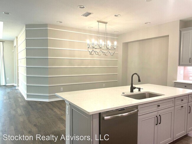 Building Photo - 2 br, 2 bath House - 3734 Amberly Dr