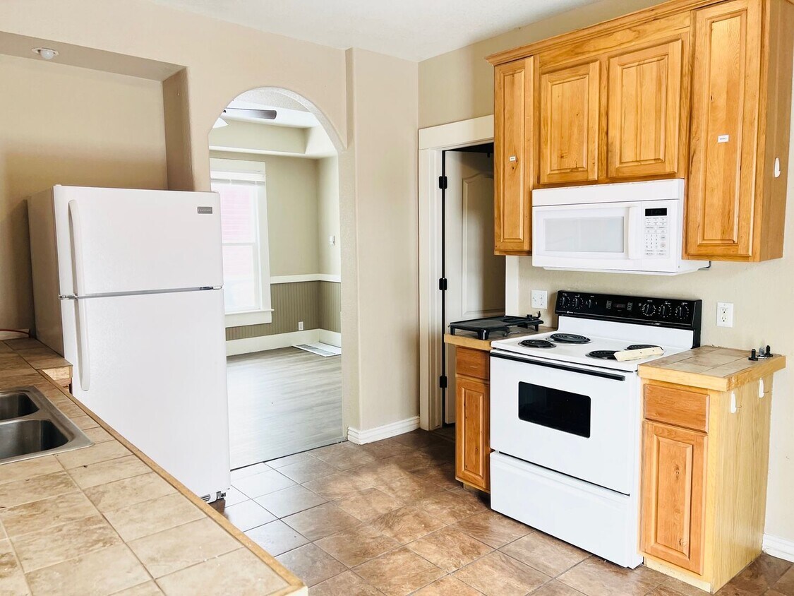 1227 13th Avenue Apartment for Rent in Greeley, CO