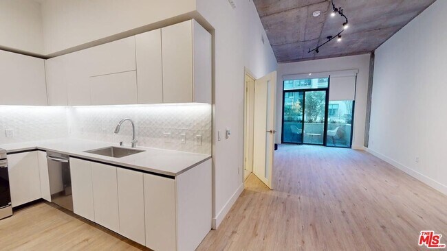 Foto del edificio - 414 N Orange St