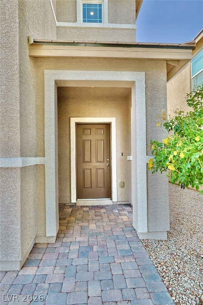 Building Photo - 6124 Castle Gardens Ave