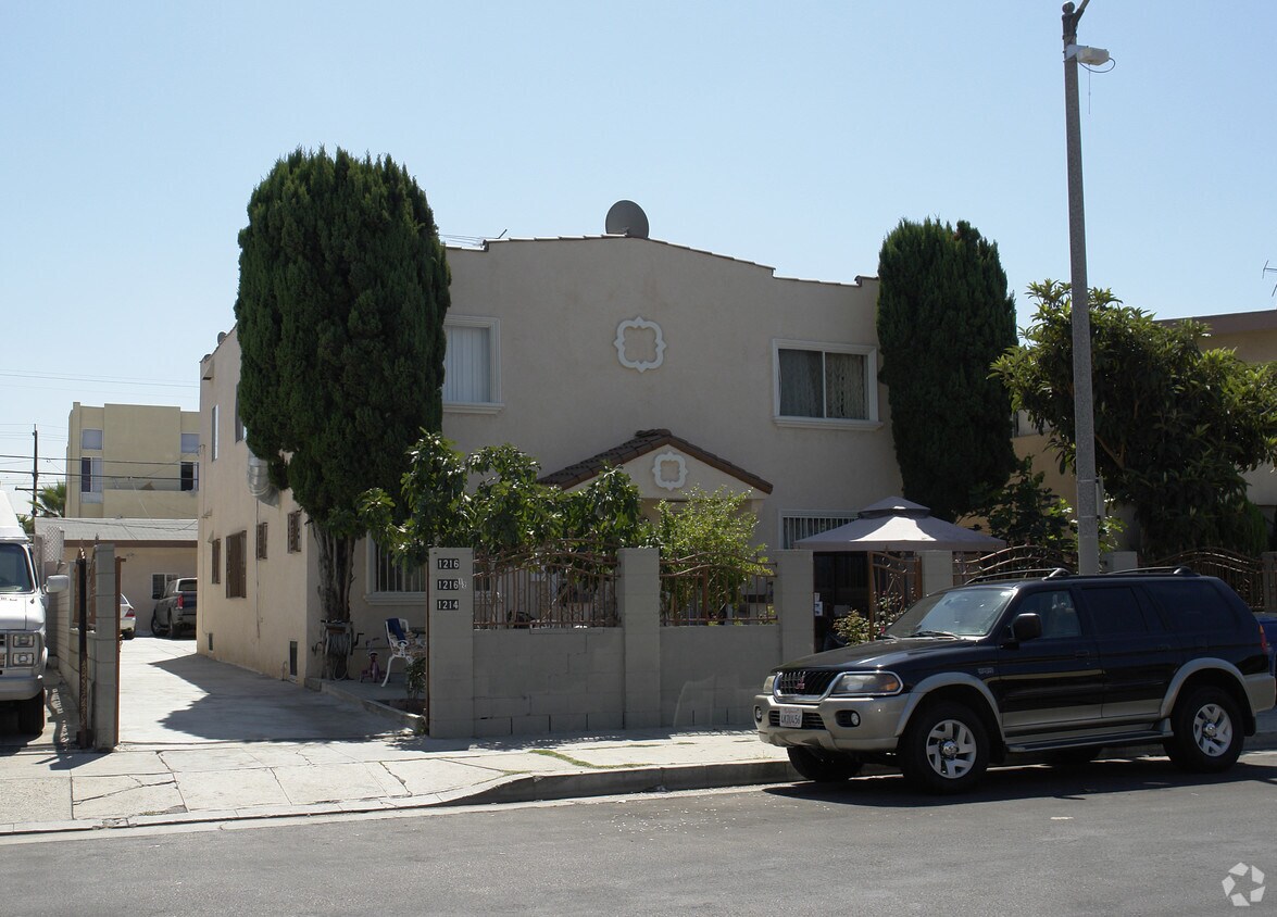 1216 Tamarind Ave, Los Angeles, CA 90038 Apartments in Los Angeles