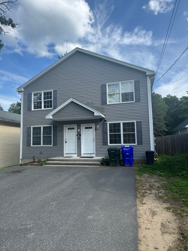 Foto del edificio - 135-137 Laconia St