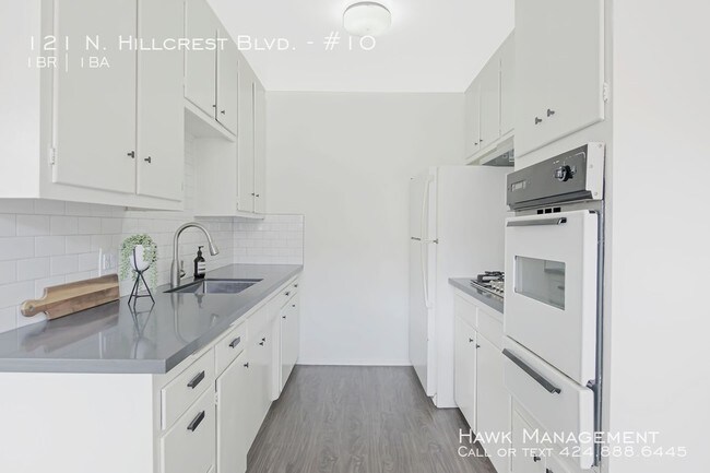 Building Photo - 121 N Hillcrest Blvd