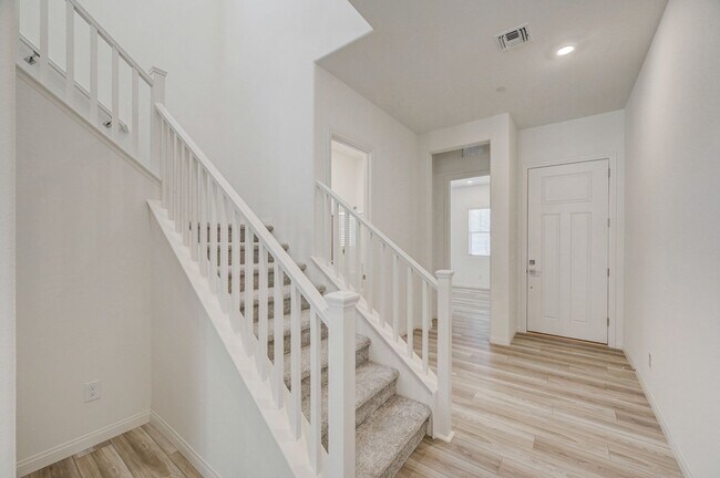 Foto del edificio - Alton