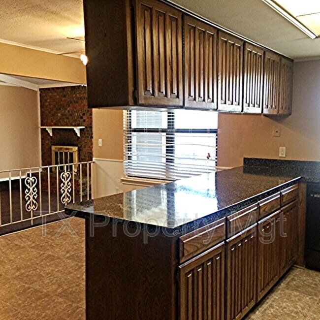 Building Photo - 3409 Peppertree Ct