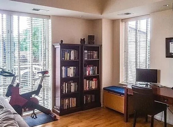Foto del edificio - 2762 N Lincoln Ave