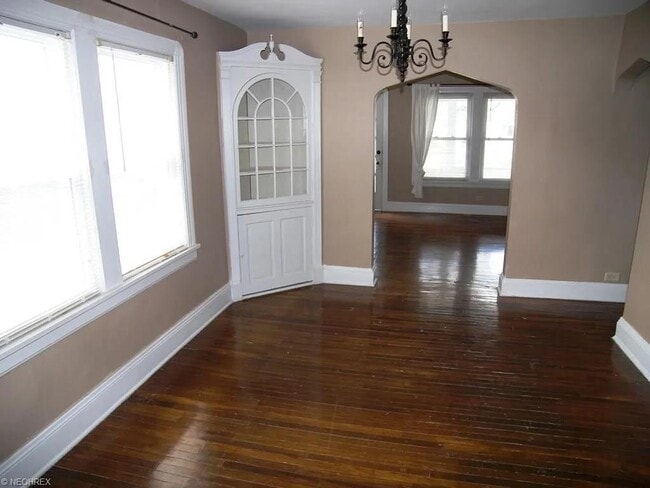 Foto del edificio - 1681 Sunview Rd