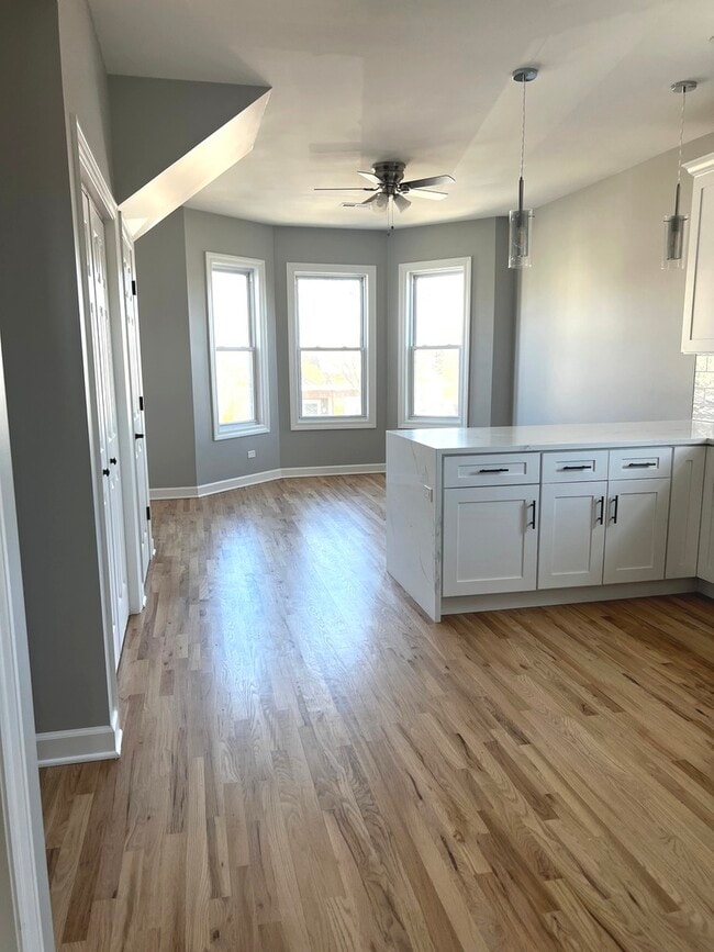 Foto del edificio - 7539 W 61st St