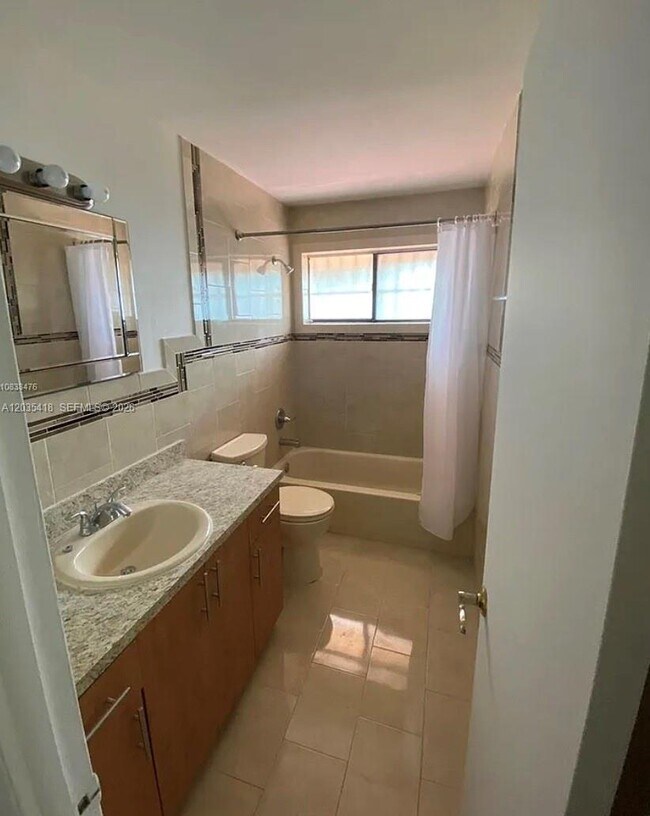 Foto del edificio - 4933 SW 135th Pl