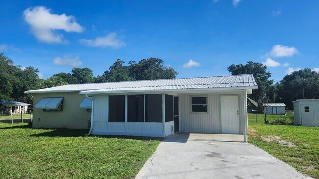 Foto del edificio - 3751 NW 36th St